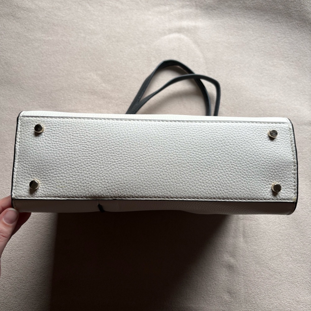 Kate Spade Purse - Picture 3 of 6